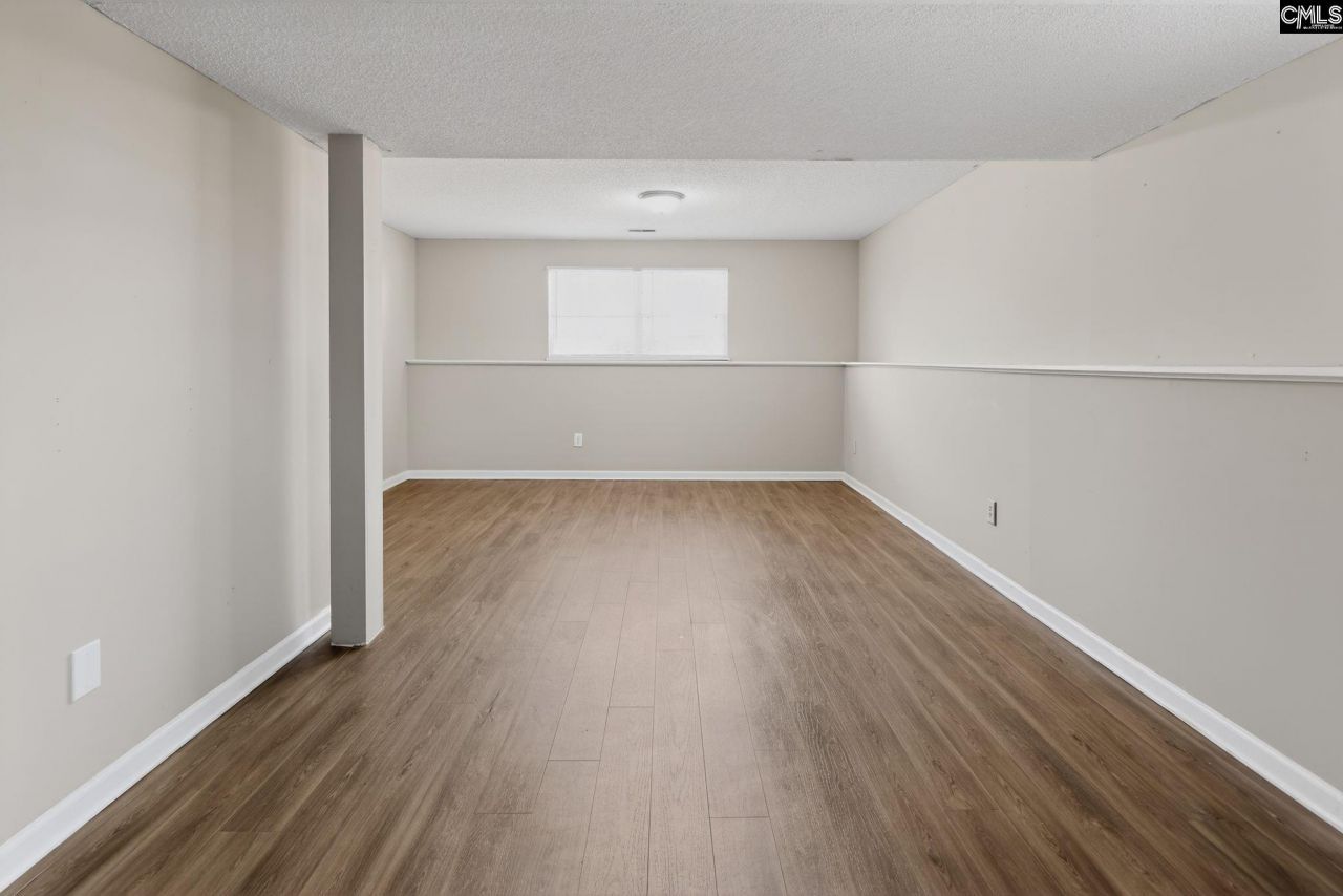 215 Berry Ridge Circle  Photo 6