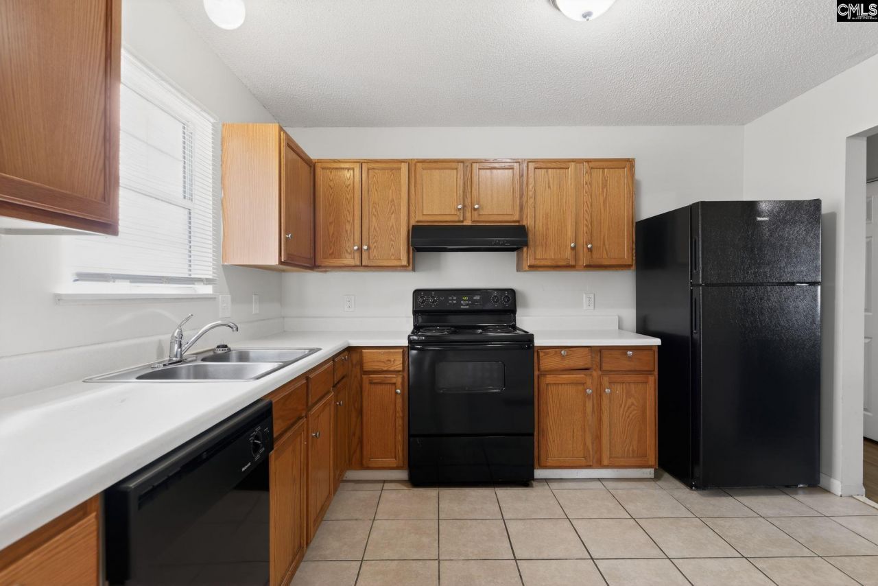 215 Berry Ridge Circle  Photo 8