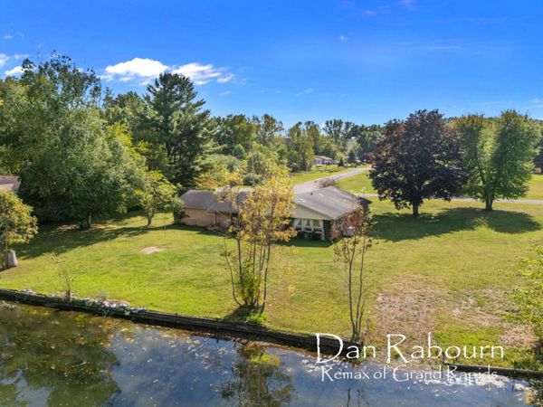 3261 River Lane, Hastings, MI 49058
