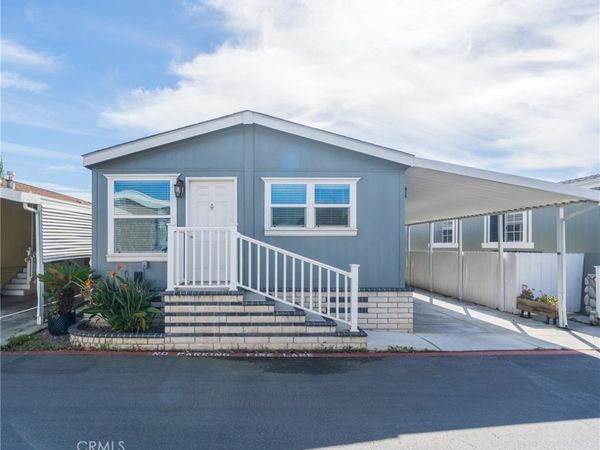 21851 Newland Street, Unit 214, Huntington Beach, CA 92646