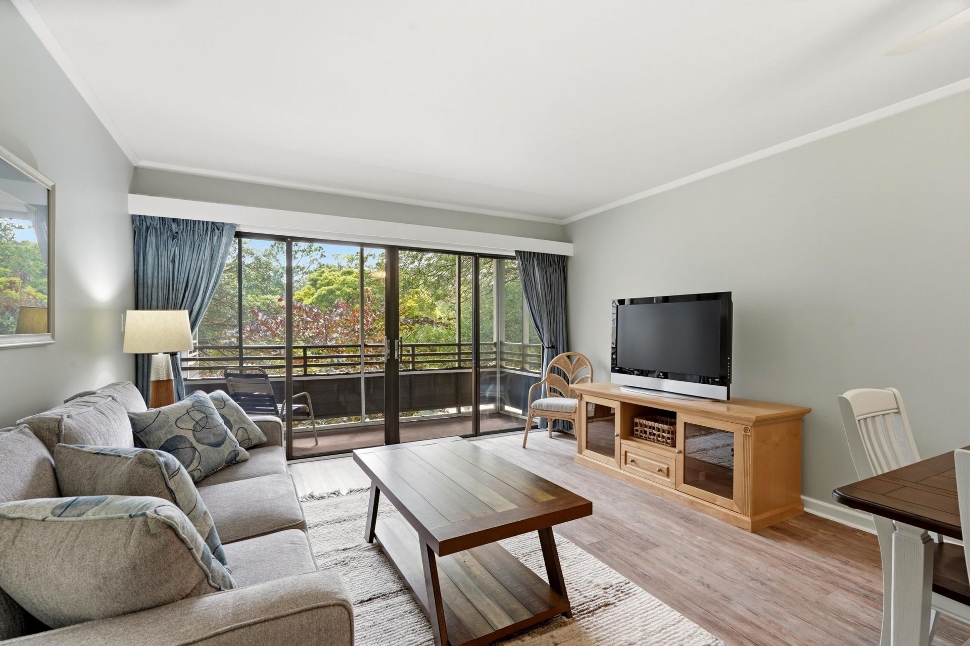 415 Ocean Creek Dr. Photo 4