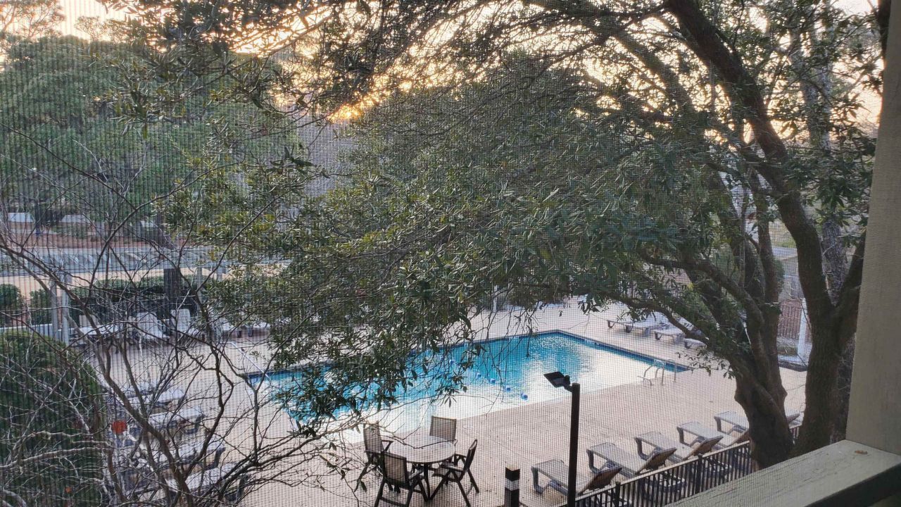 415 Ocean Creek Dr. Photo 6