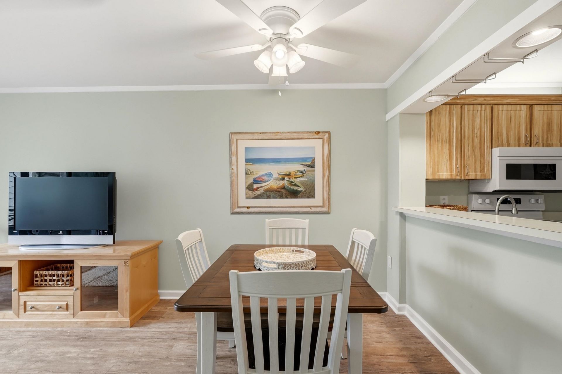 415 Ocean Creek Dr. Photo 7