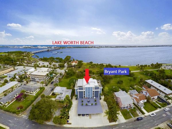 208 S Lakeside Drive, Unit 202, Lake Worth Beach, FL 33460