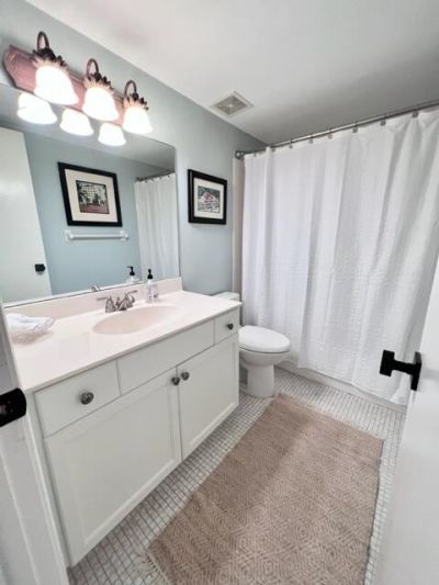 208 S Lakeside Drive, Unit 202, Lake Worth Beach, FL 33460 Photo