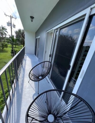 208 S Lakeside Drive, Unit 202, Lake Worth Beach, FL 33460 Photo