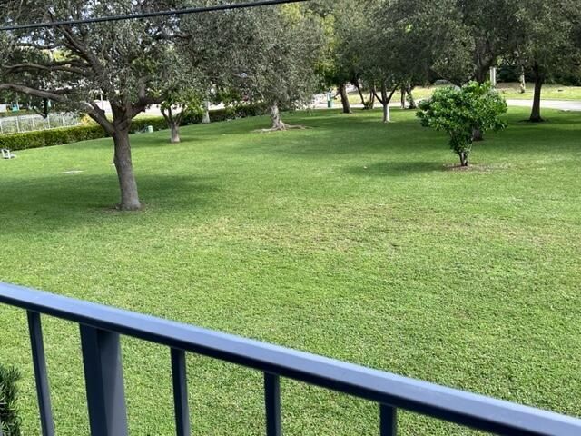 208 S Lakeside Drive, Unit 202, Lake Worth Beach, FL 33460 Photo