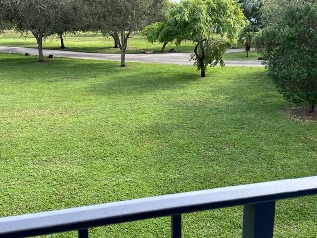 208 S Lakeside Drive, Unit 202, Lake Worth Beach, FL 33460 Photo