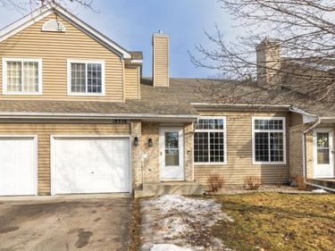 18358 Coneflower Lane, Eden Prairie, MN 55346