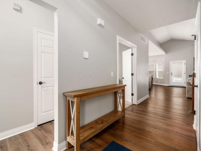 7192 Upper Albany Drive, New Albany, OH 43054 Photo 3