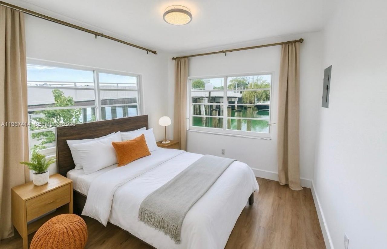 7207 Bay Drive, Unit #25, Miami Beach, FL 33141 Photo