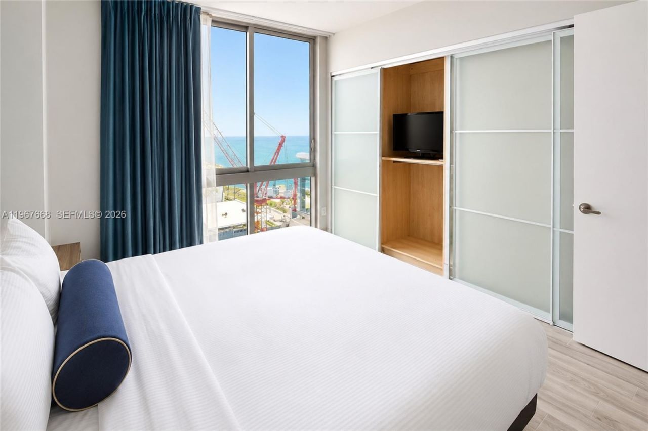 18683 Collins Ave, Unit 1404, Sunny Isles Beach, FL 33160 Photo