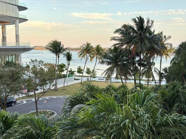 150 SE 25th Rd, Unit 4E, Miami, FL 33129