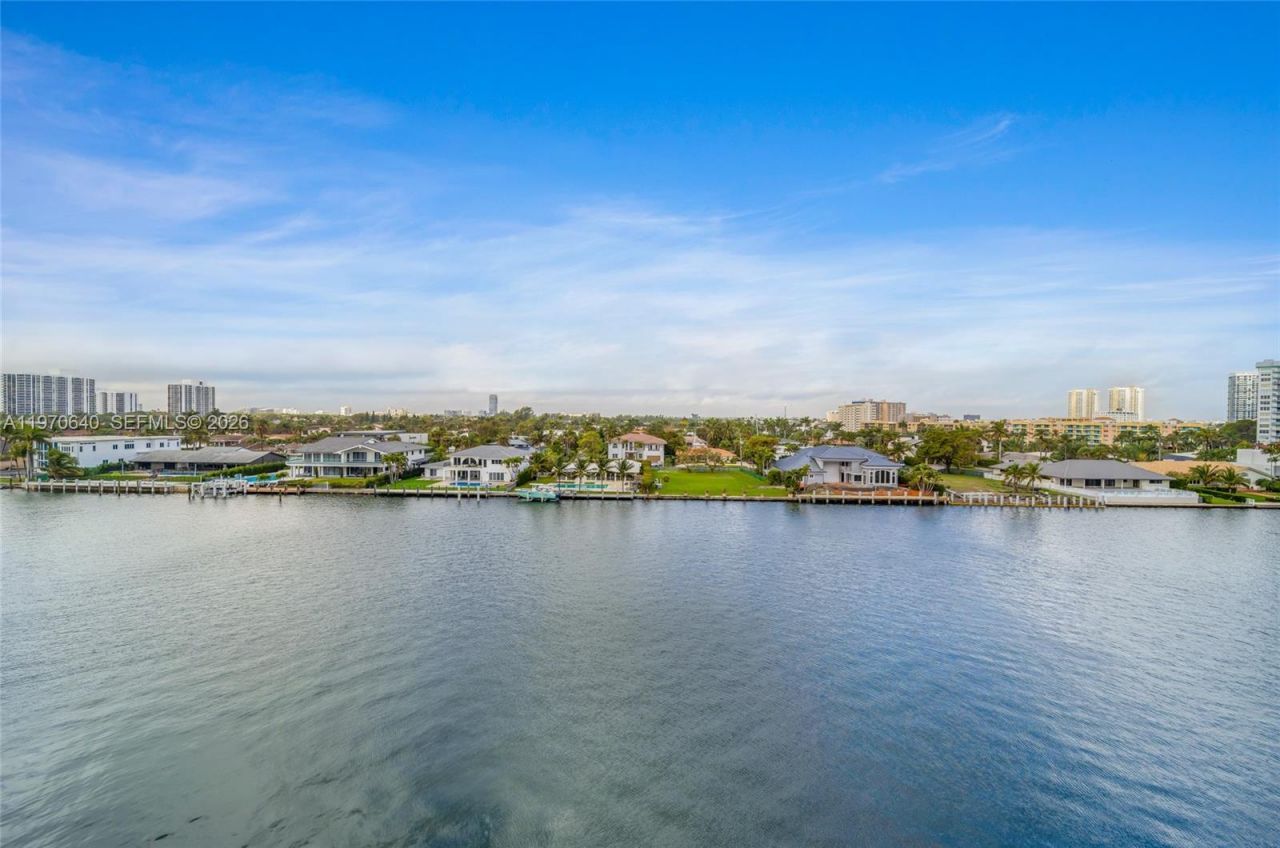 2017 S Ocean Dr, Unit 610, Hallandale Beach, FL 33009 Photo