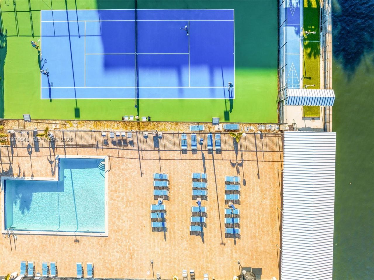 2017 S Ocean Dr, Unit 610, Hallandale Beach, FL 33009 Photo