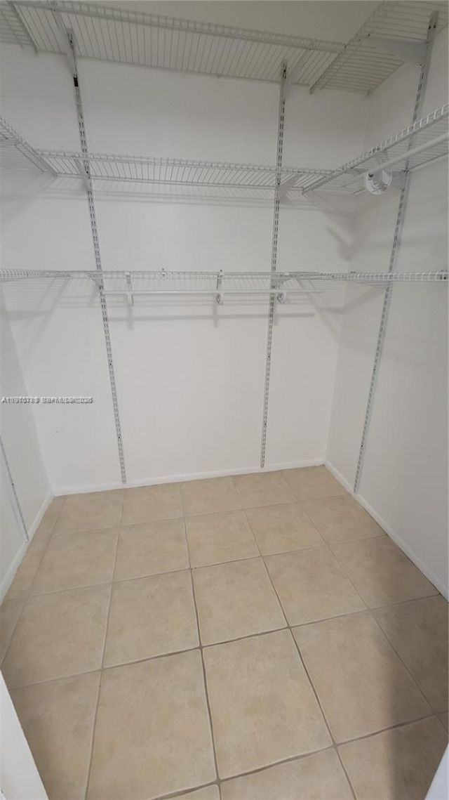 13155 Ixora Ct , Unit 311, North Miami, FL 33181 Photo