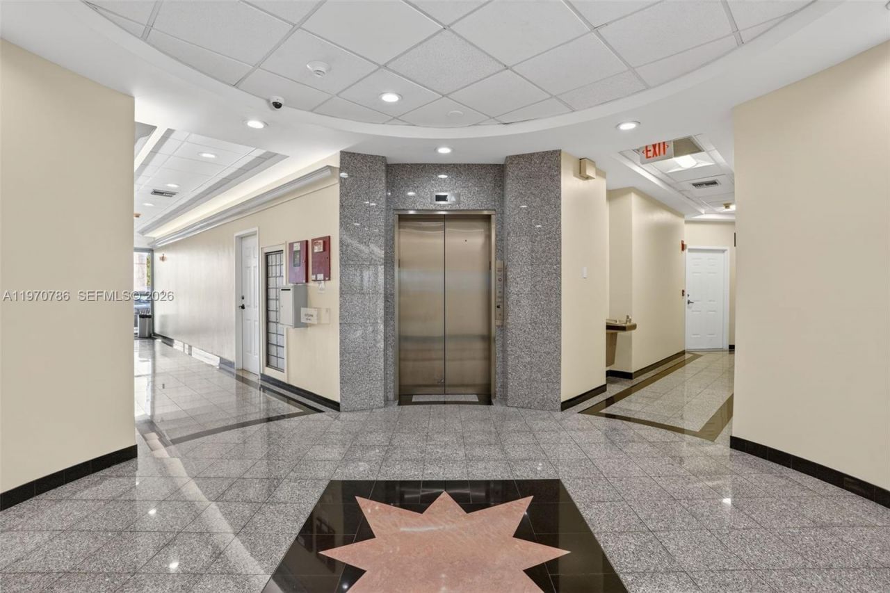 Medical Research For Sale In South Miami , South Miami, FL 33155 Photo