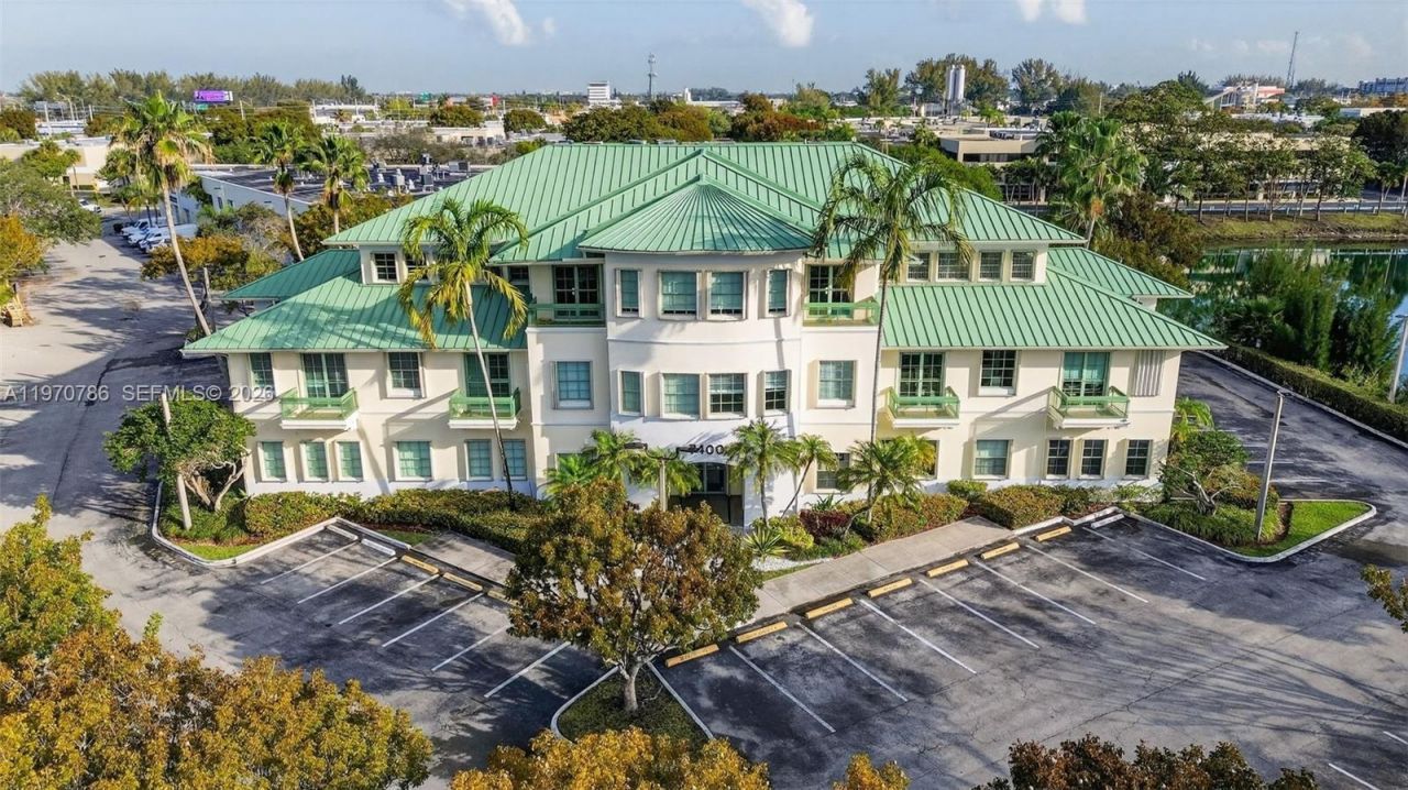 Medical Research For Sale In South Miami , South Miami, FL 33155 Photo