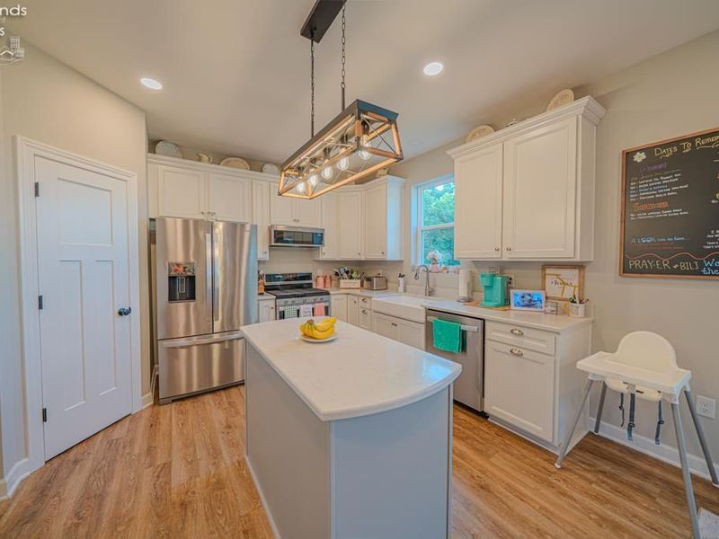 1990 E Lockwood, Port Clinton, OH 43452 Photo 3