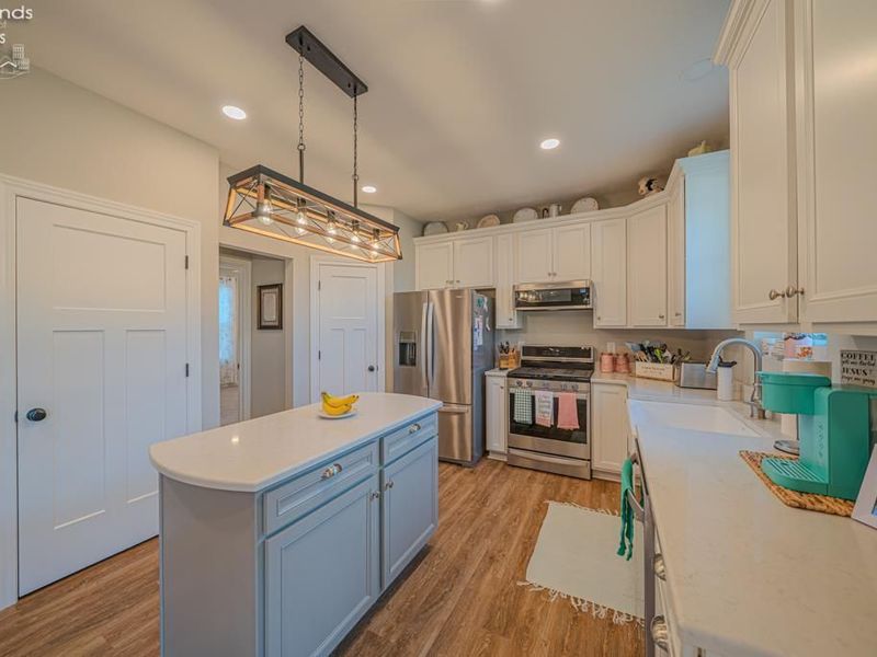 1990 E Lockwood, Port Clinton, OH 43452 Photo 4