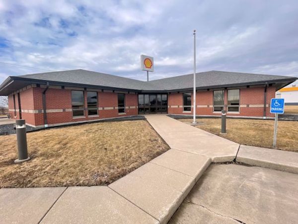 448 Lake Lida Lane, Rochelle, IL 61068