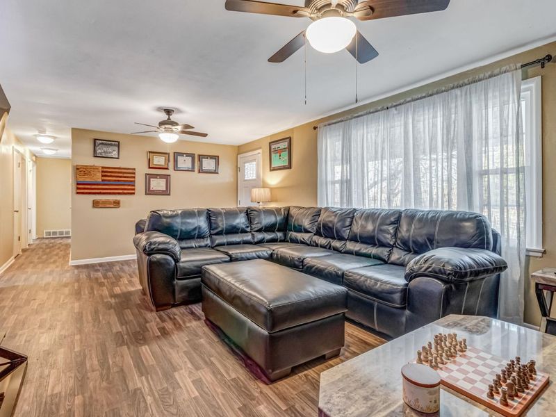 7275 Mckenna Place, Englewood, OH 45322 Photo 5