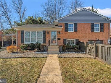 2800 HICKORY STREET, ALEXANDRIA, VA 22305