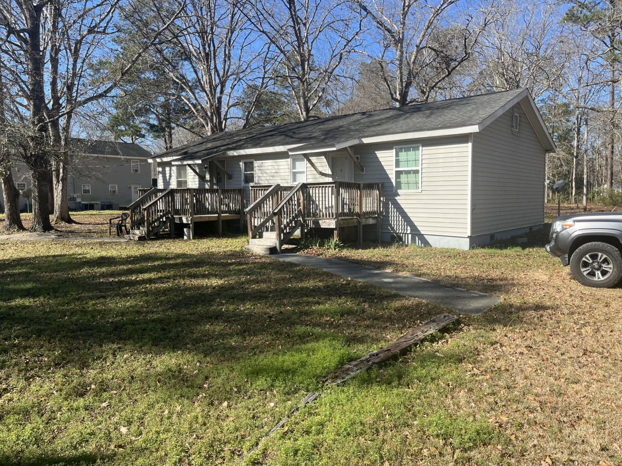 128 Themens Road  Photo 10