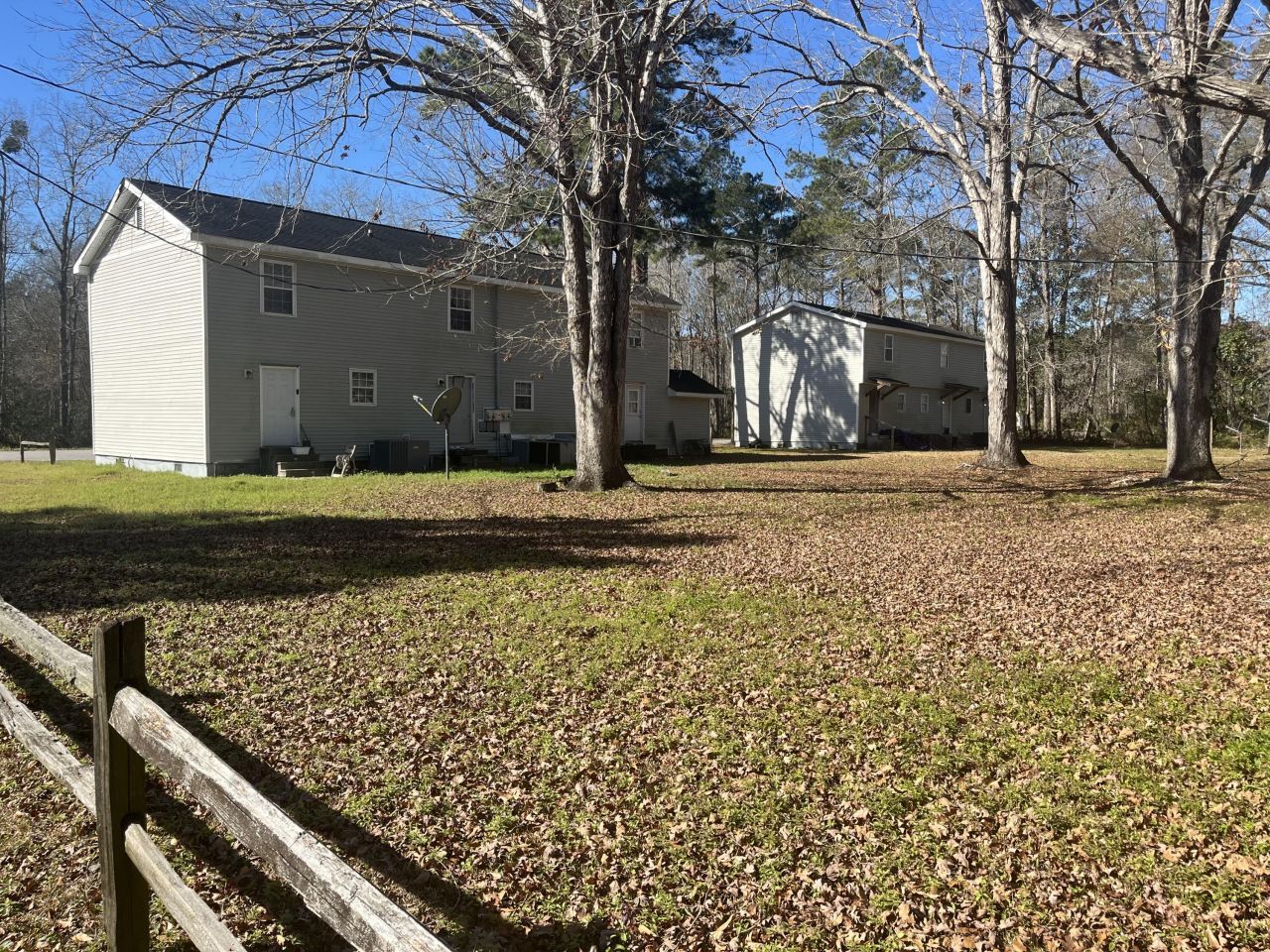 128 Themens Road  Photo 7