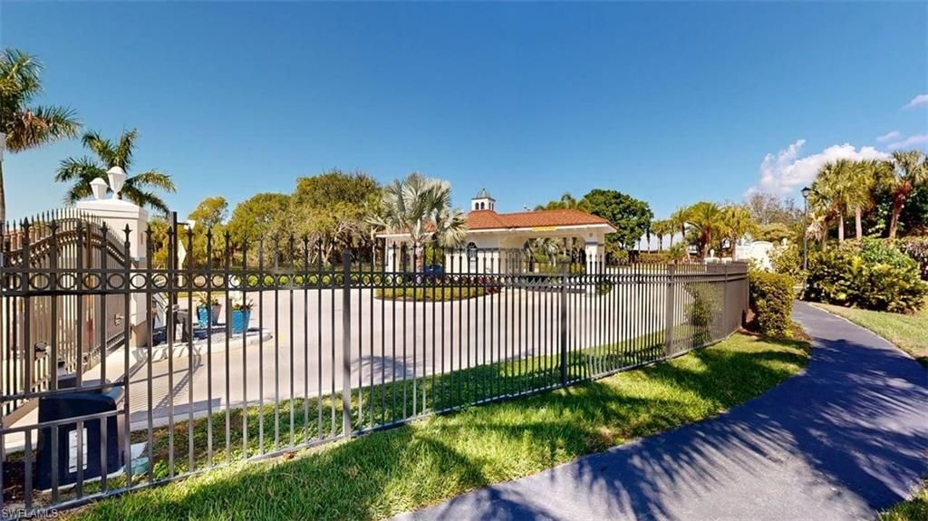 23731 Old Port Rd, Unit 201, Estero, FL 34135 Photo