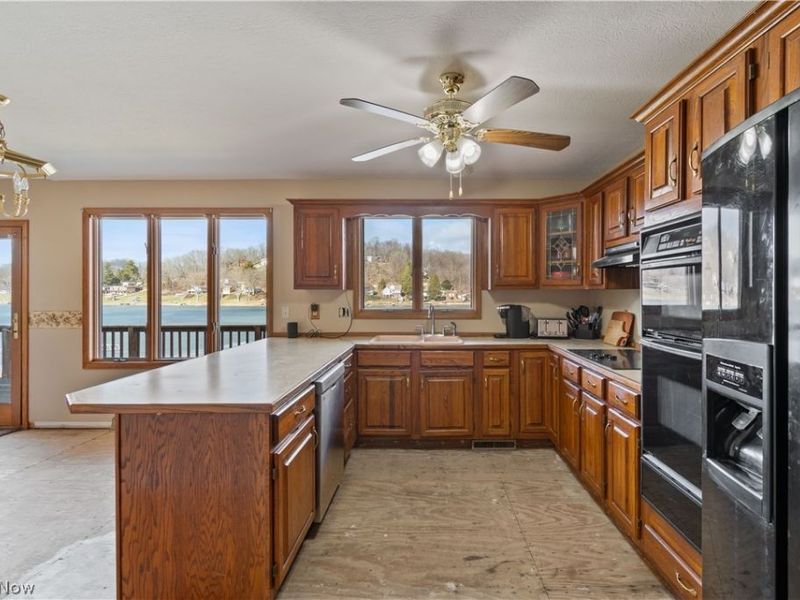 44 Cheyenne Trail, Malvern, OH 44644 Photo 17