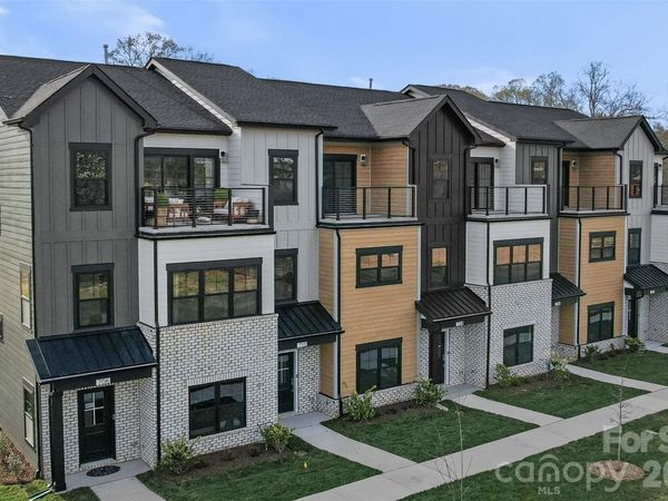 732 Falling Oak Alley, Huntersville, NC 28078