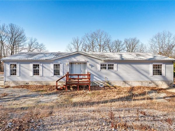 33 Skyview Lane, Holiday Island, AR 72631