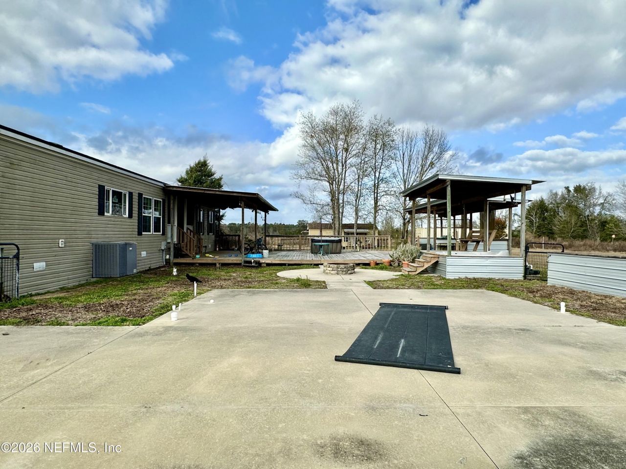 237 SW Baron Glen Glen, Fort White, FL 32038 Photo