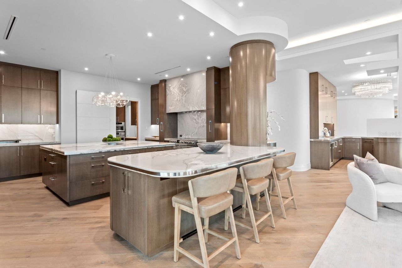 555 5th Avenue Ne, Unit PH1, Saint Petersburg, FL 33701 Photo