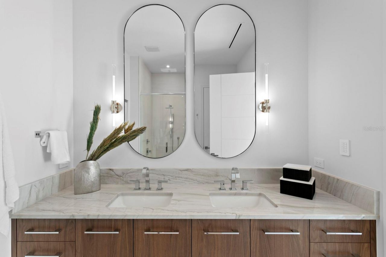 555 5th Avenue Ne, Unit PH1, Saint Petersburg, FL 33701 Photo