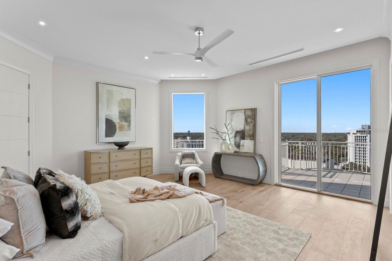 555 5th Avenue Ne, Unit PH1, Saint Petersburg, FL 33701 Photo