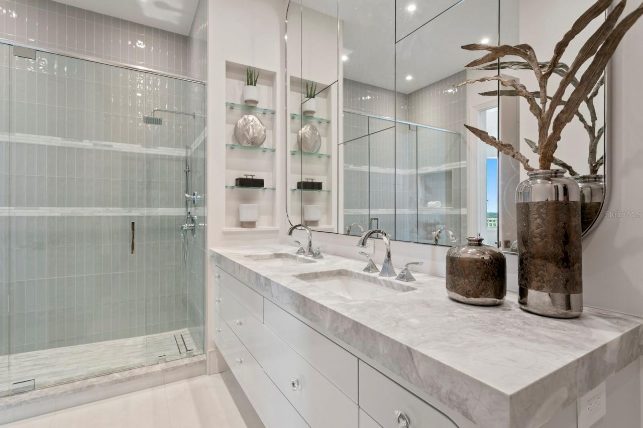 555 5th Avenue Ne, Unit PH1, Saint Petersburg, FL 33701 Photo