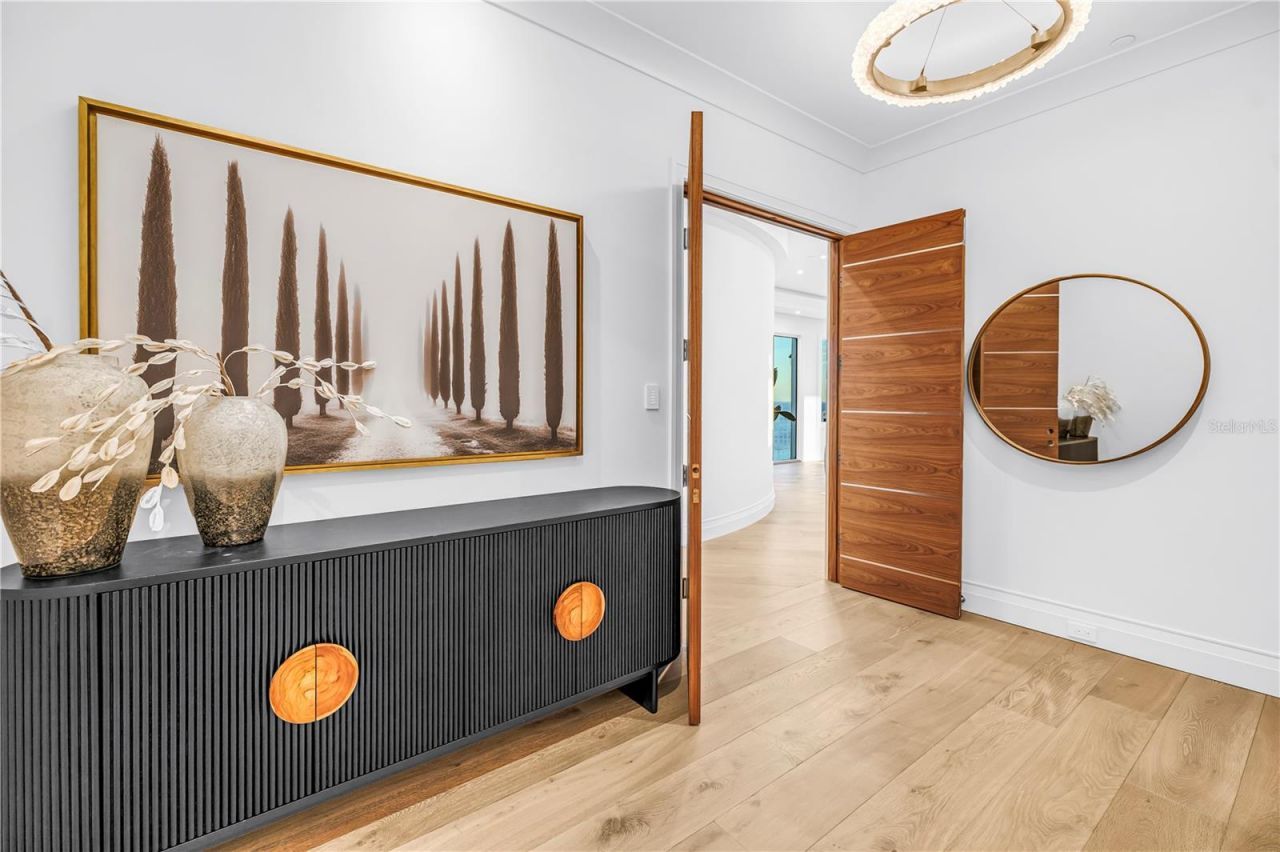 555 5th Avenue Ne, Unit PH1, Saint Petersburg, FL 33701 Photo