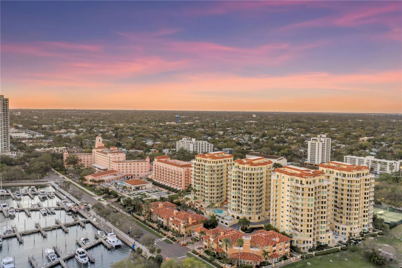 555 5th Avenue Ne, Unit PH1, Saint Petersburg, FL 33701 Photo