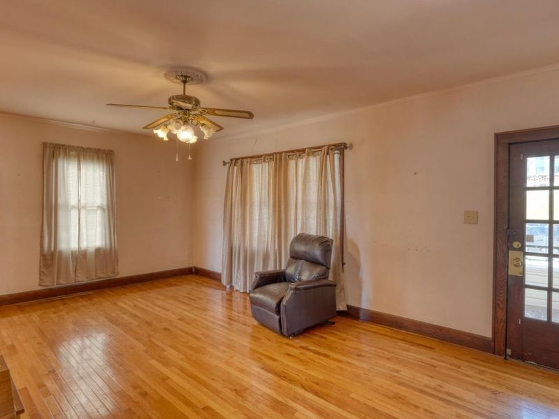 908 N 8th Street , Cambridge, OH 43725 Photo 14