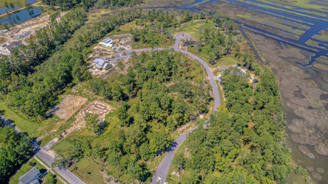 110 Peninsula Drive Photo 10