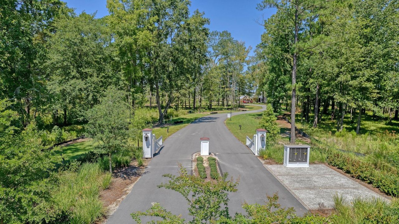 110 Peninsula Drive Photo 101