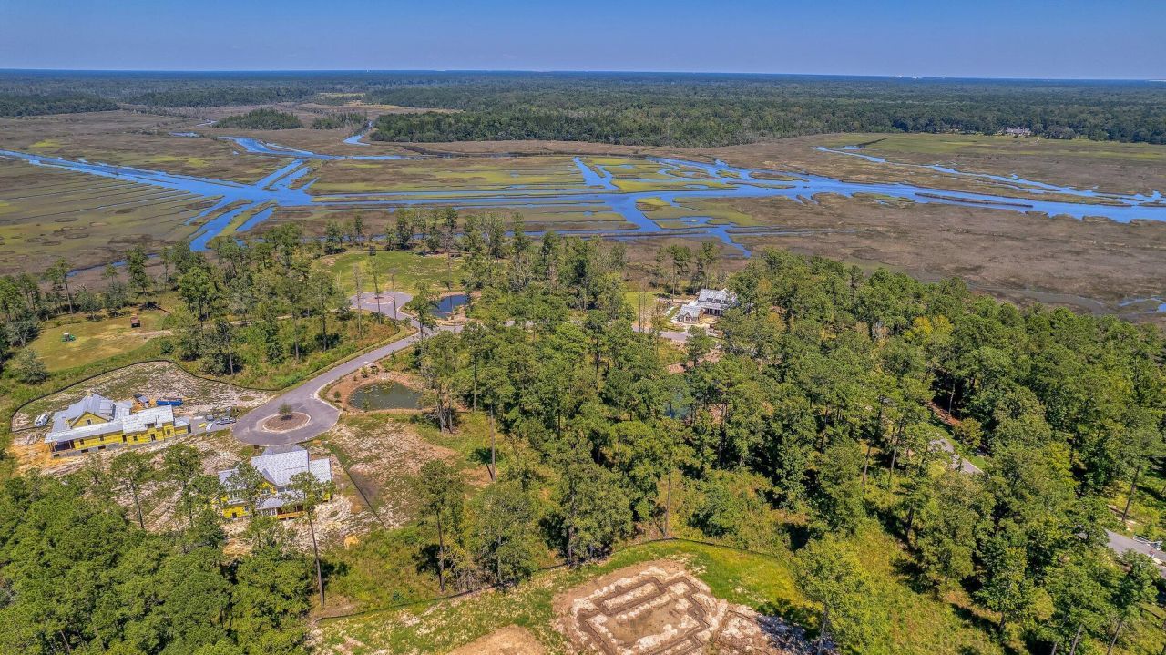 110 Peninsula Drive Photo 6