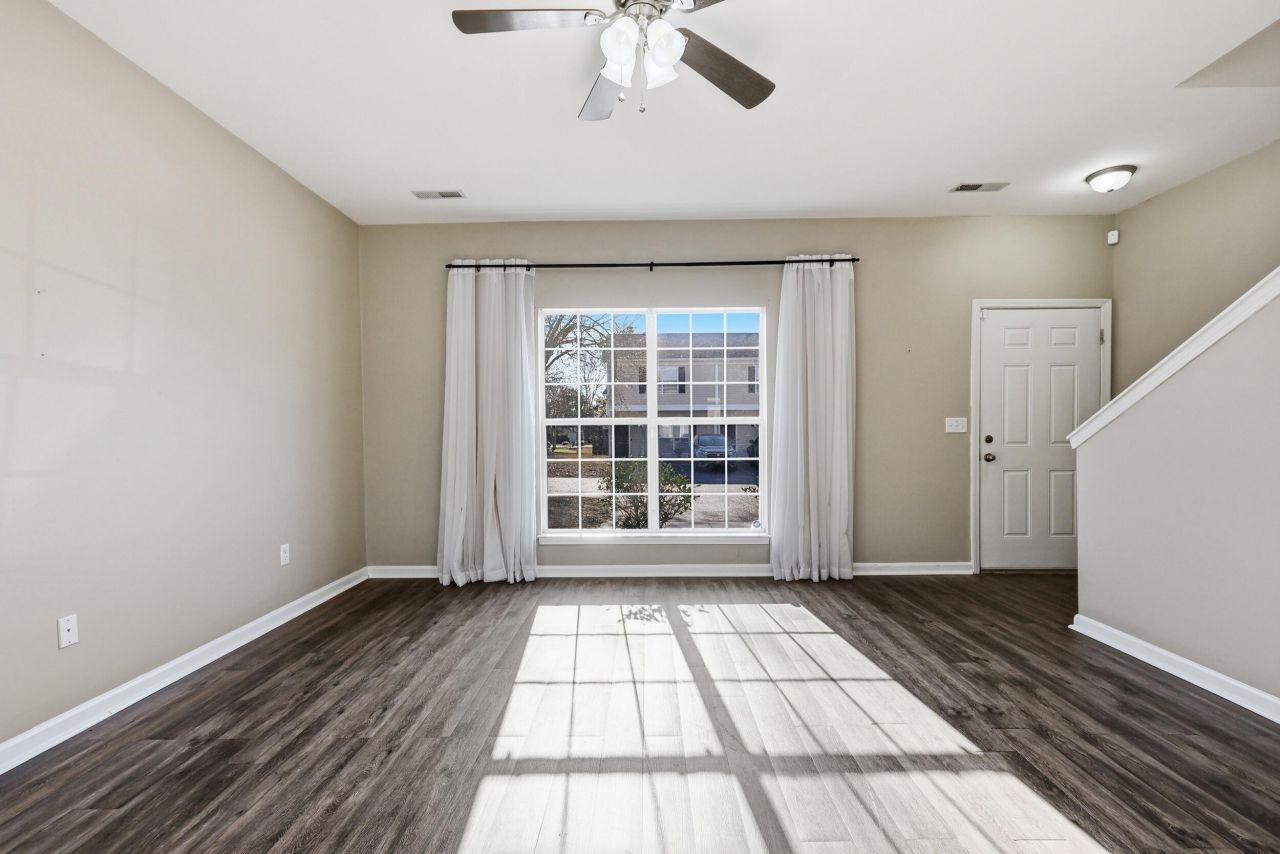 1025 Lexi Court Photo 10