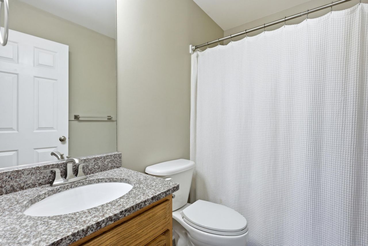 1025 Lexi Court Photo 16