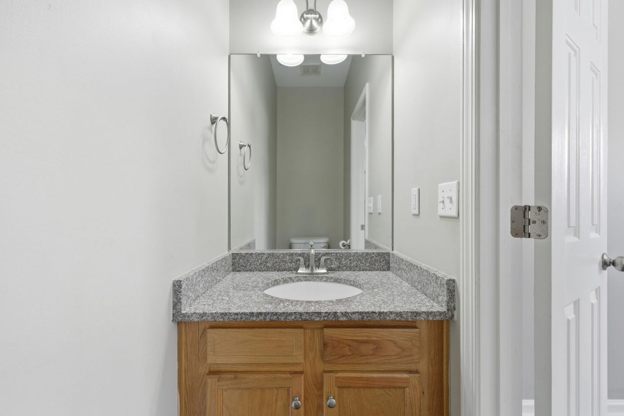 1025 Lexi Court Photo 17