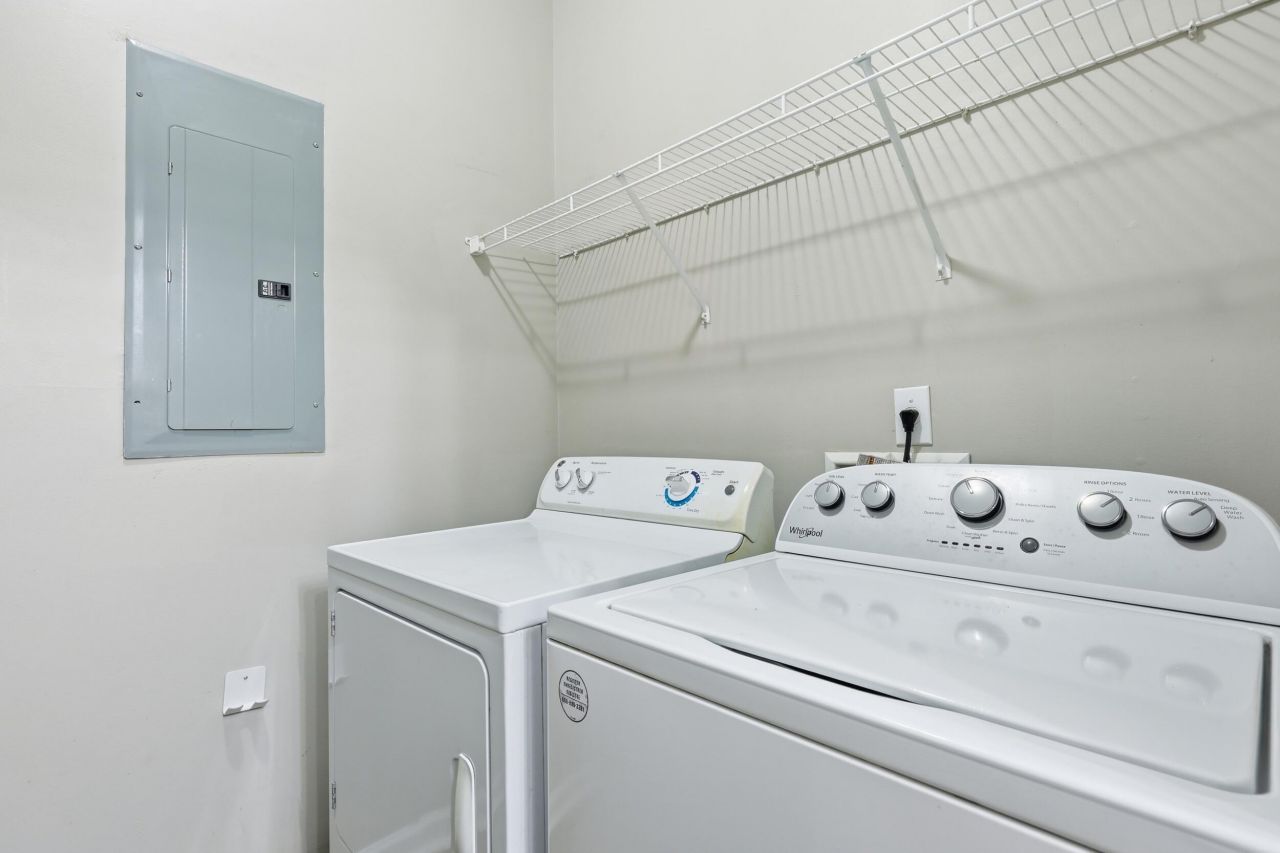 1025 Lexi Court Photo 18