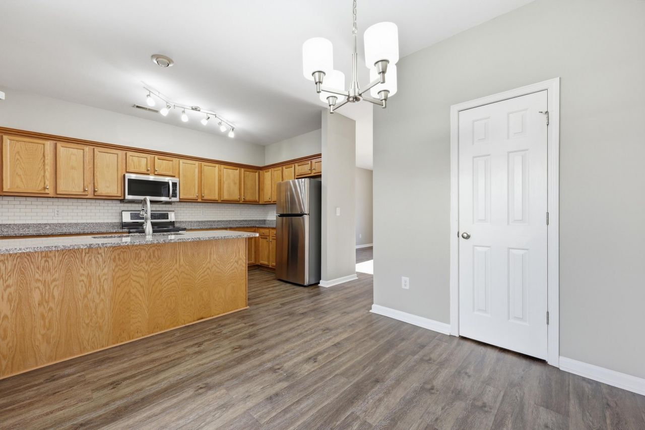 1025 Lexi Court Photo 7