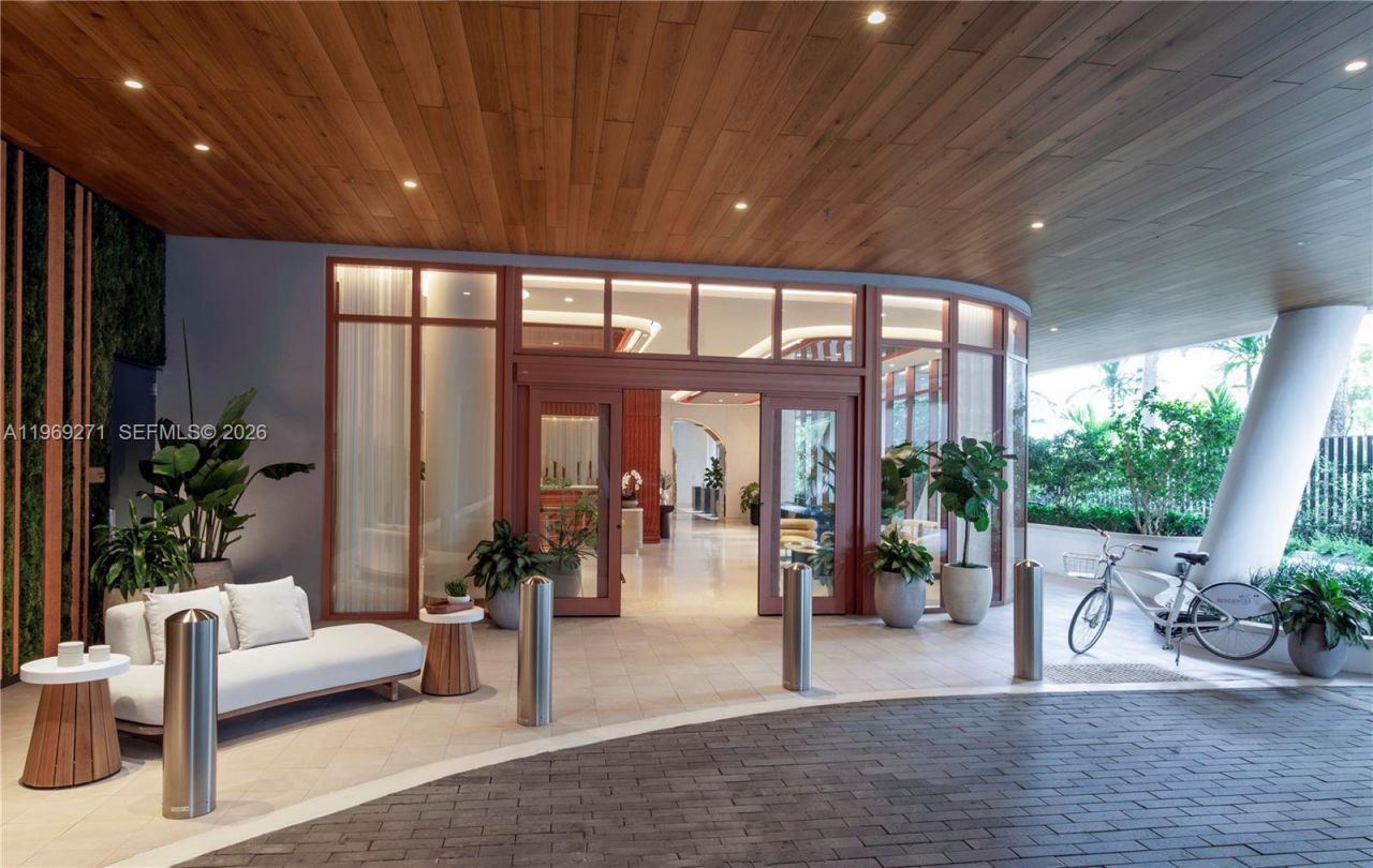 2655 S Bayshore Dr, Unit 1707, Miami, FL 33133 Photo